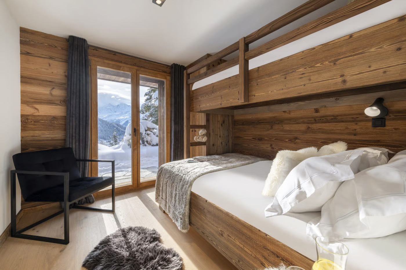 Luxury-Ski-Chalet-Verbier-Chalet Cortil-OSC-bunk room 3.jpg
