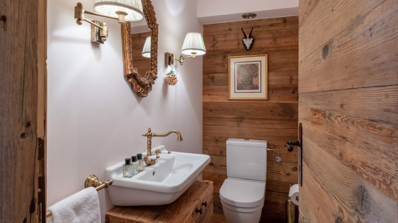 Luxury-Ski-Chalet-Verbier-Apartment Beausejour-OSC-Bathroom2.jpg