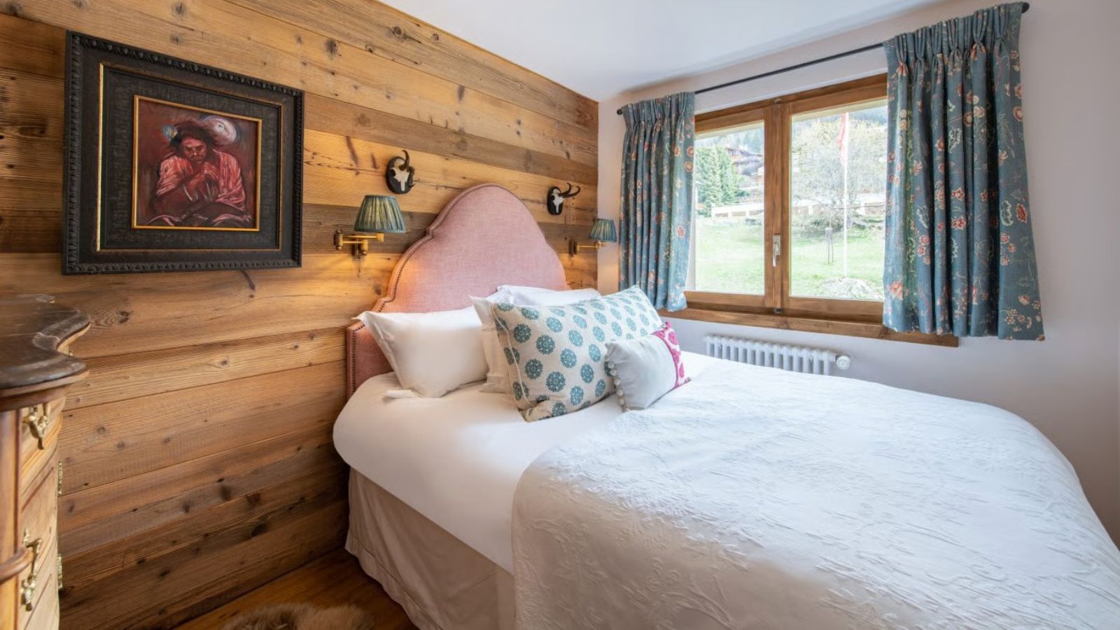 Luxury-Ski-Chalet-Verbier-Apartment Beausejour-OSC-bedroom.jpg