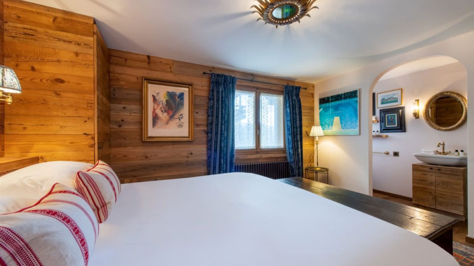 Luxury-Ski-Chalet-Verbier-Apartment Beausejour-OSC-Bedroom1.1.jpg