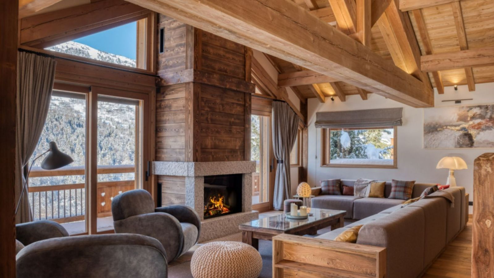 Luxruy-Ski-Chalet-Myriam-Meribel-OSC-Lounge1.jpg