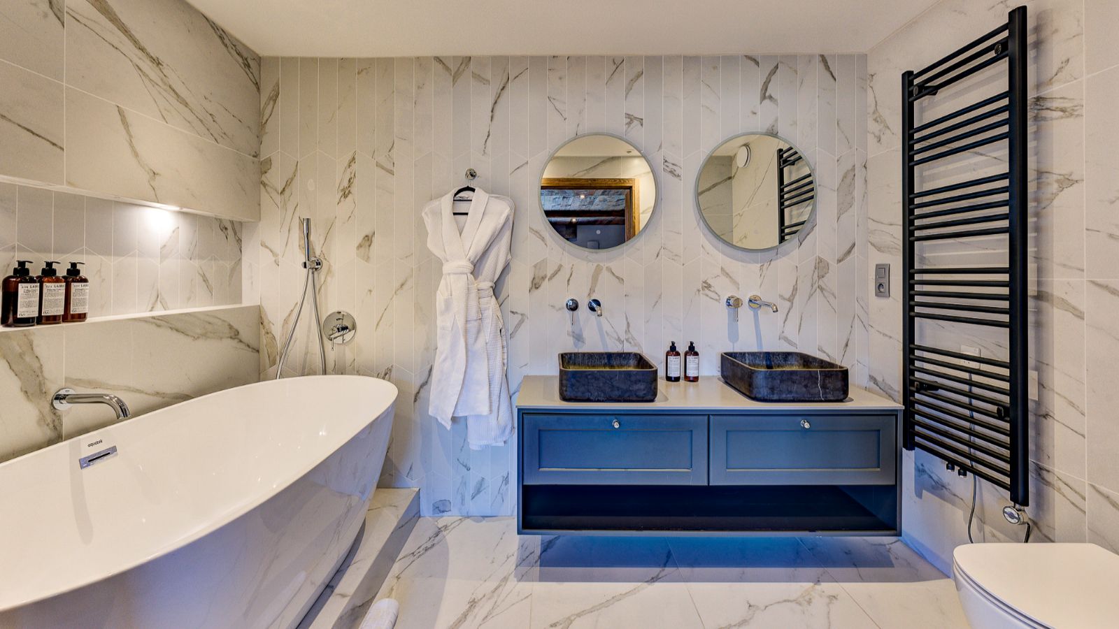 Luxury-Ski-Chalet-Morzine-Three Bears-OSC-Bathroom (2).jpg