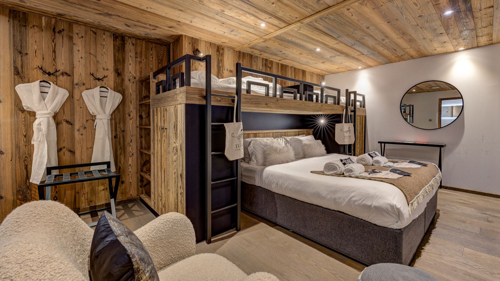 Luxury-Ski-Chalet-Morzine-Goldilocks-OSC-Bedroom.jpg