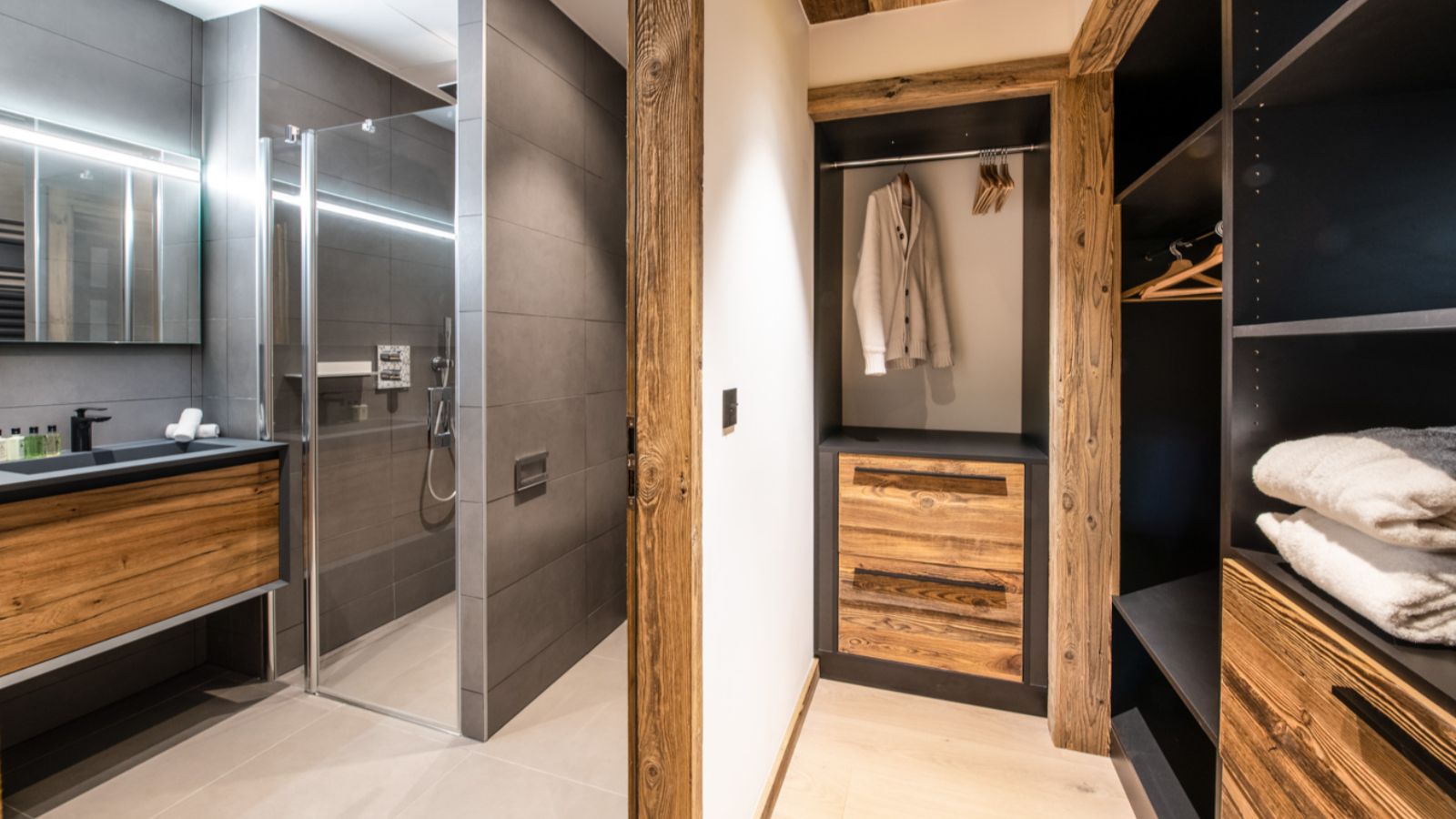 Luxury-Ski-Chalet-Courchevel-1650-Makalu-Oxford-Ski-Bedroom (2).jpg