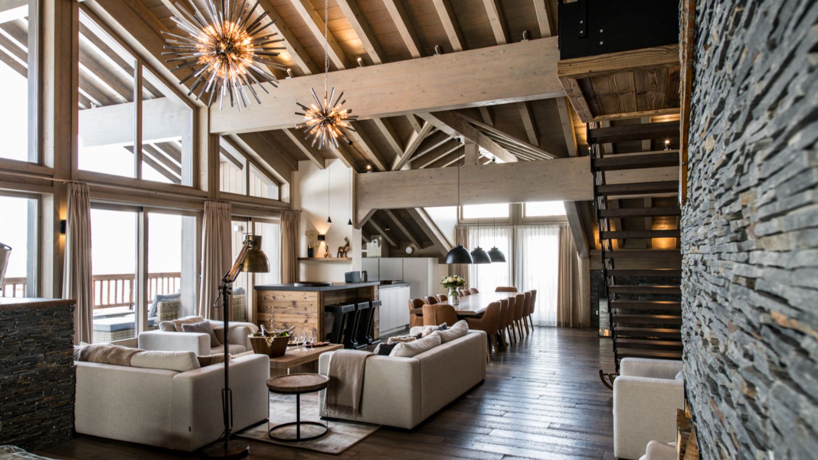 Luxury-Ski-Chalet-Courchevel-1650-D15-Penthouse-Le-C-Resort-Oxford-Ski-Lounge5.jpg