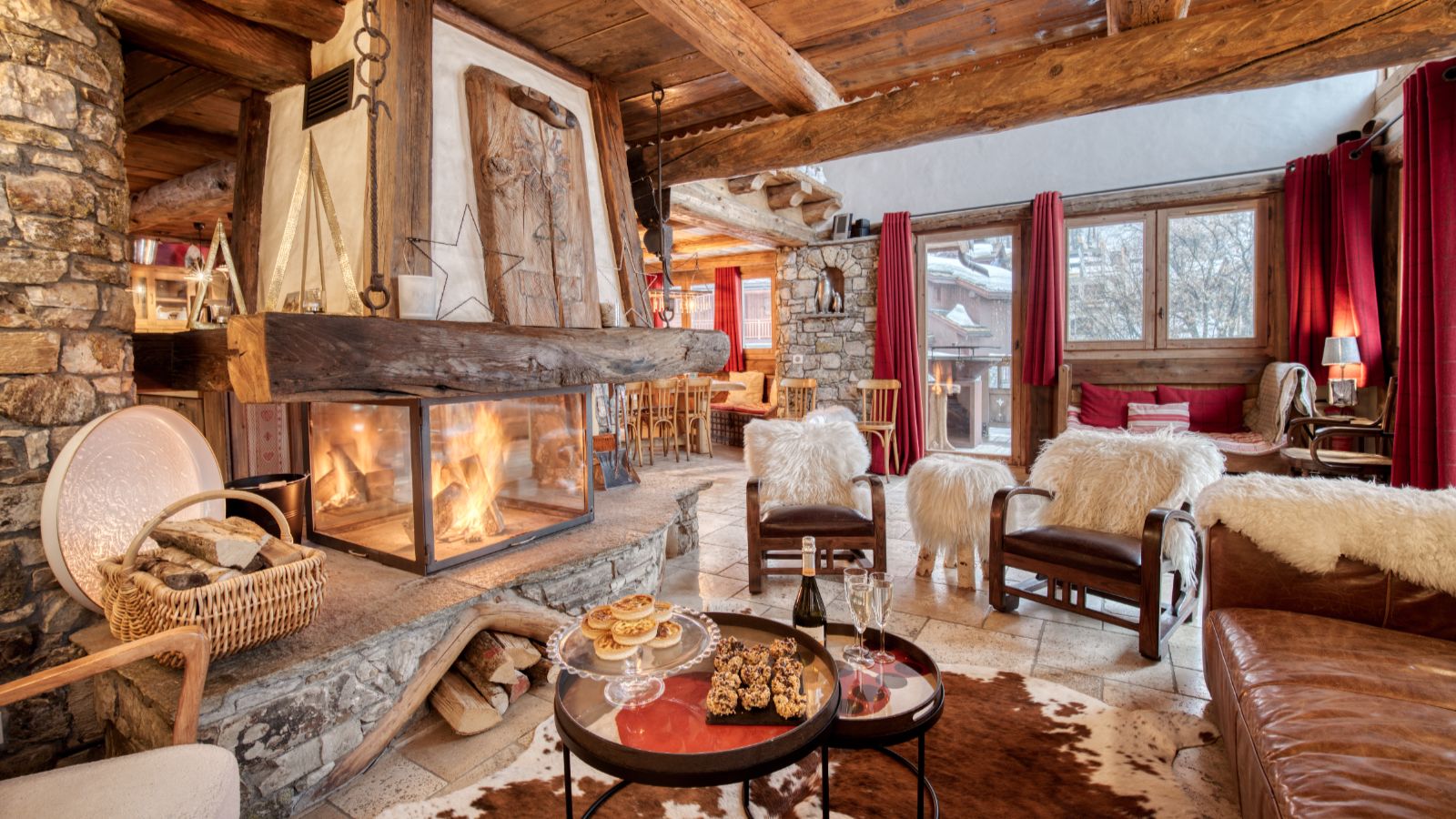 Luxury-Ski-Chalet-Vald'Isere-Chalet-Ananda-OSC-Lounge.jpg