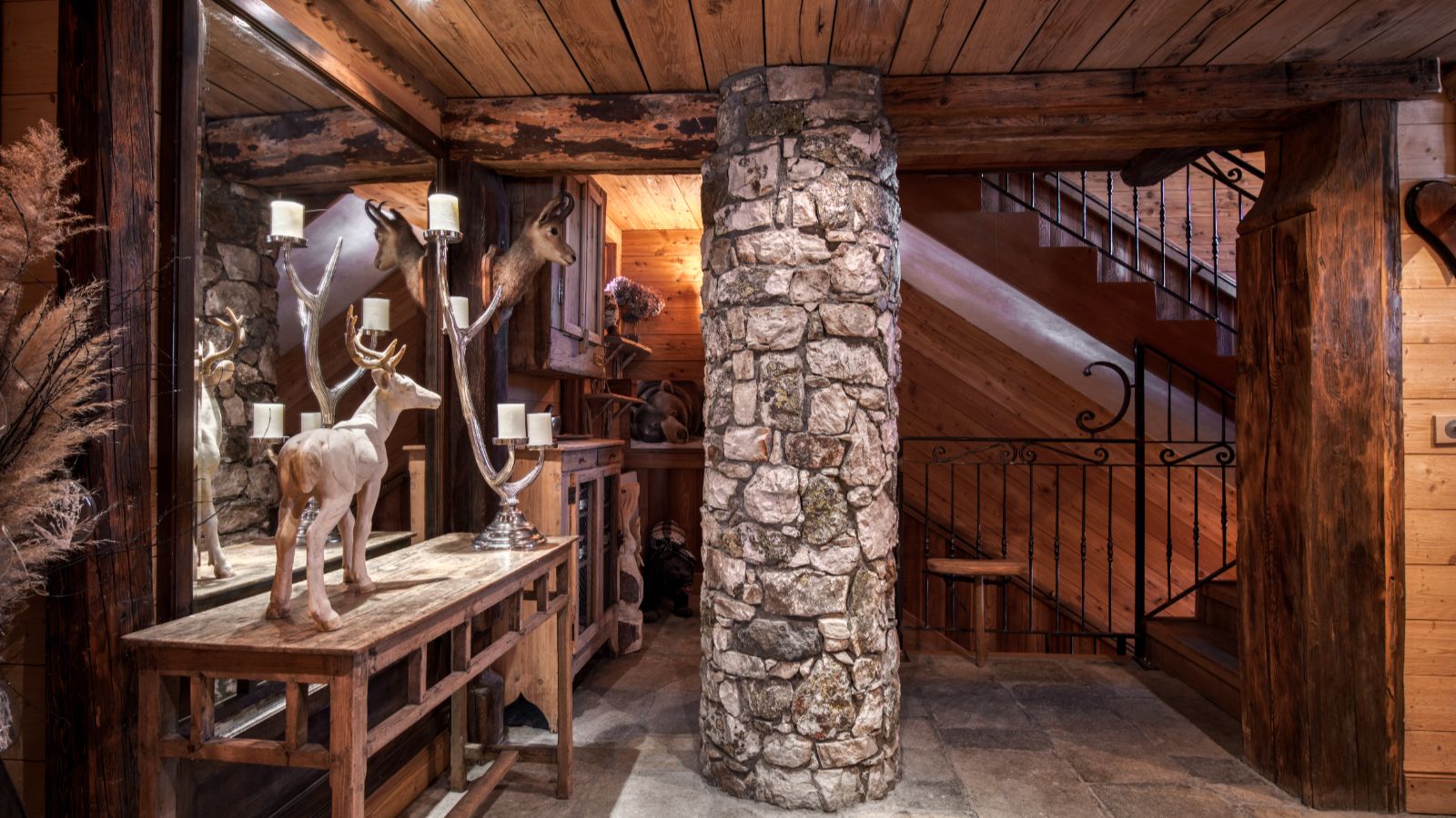 Luxury-Ski-Chalet-Vald'Isere-Chalet-Ananda-OSC-Stairs.jpg