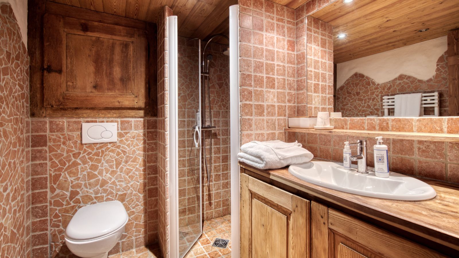 Luxury-Ski-Chalet-Vald'Isere-Chalet-Ananda-OSC-Bathroom.jpg