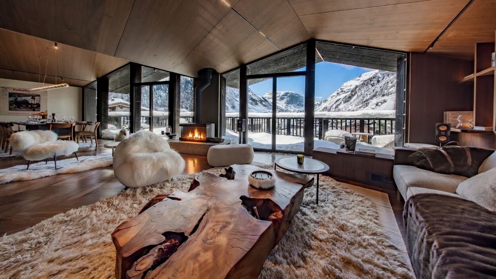 Luxury-Ski-Chalet-Vald'Isere-ChaletdeCristal-OSC-Main Lounge.jpg