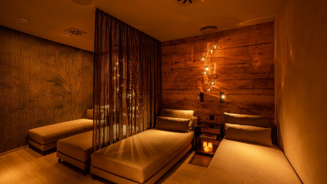 Luxury -hotel-Zermatterhof_OSCSpa_Massage.jpg