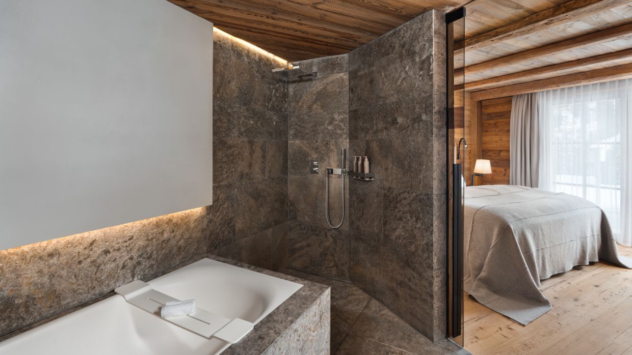 Luxury-Ski-Hotel-Lech-Severins-OSC-Bedroom (9).jpg