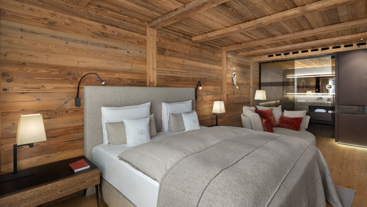 Luxury-Ski-Hotel-Lech-Severins-OSC-Bedroom (11).jpg