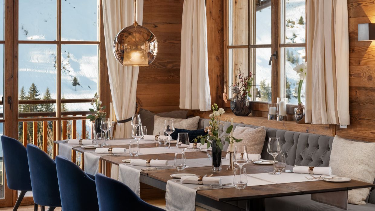 Luxury-Ski-Hotel-Lech-Severins-OSC-Dining (2).jpg