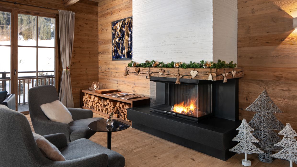 Luxury-Ski-Hotel-Lech-Severins-OSC-Fireplace (3).jpg