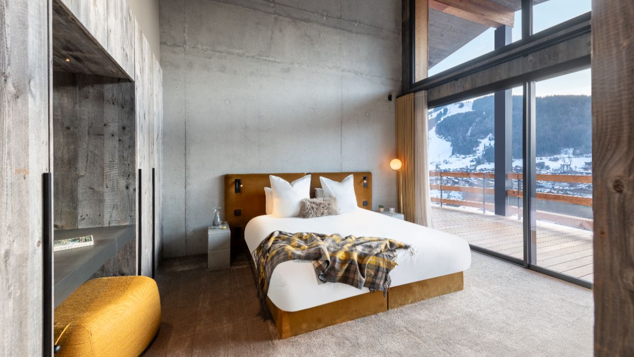 Luxury-Ski-Chalet-Morzine-Chalet-Bisou-OSC -Bedroom (1).jpg
