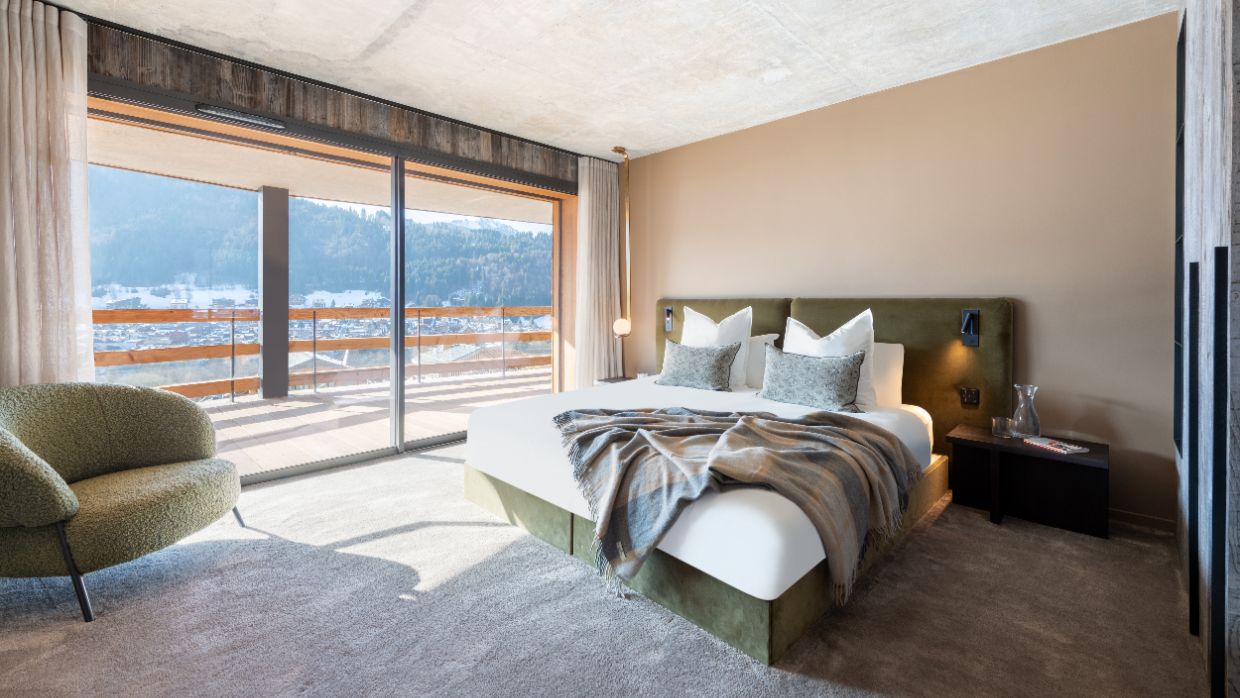 Luxury-Ski-Chalet-Morzine-Chalet-Bisou-OSC-Bedroom (7).jpg