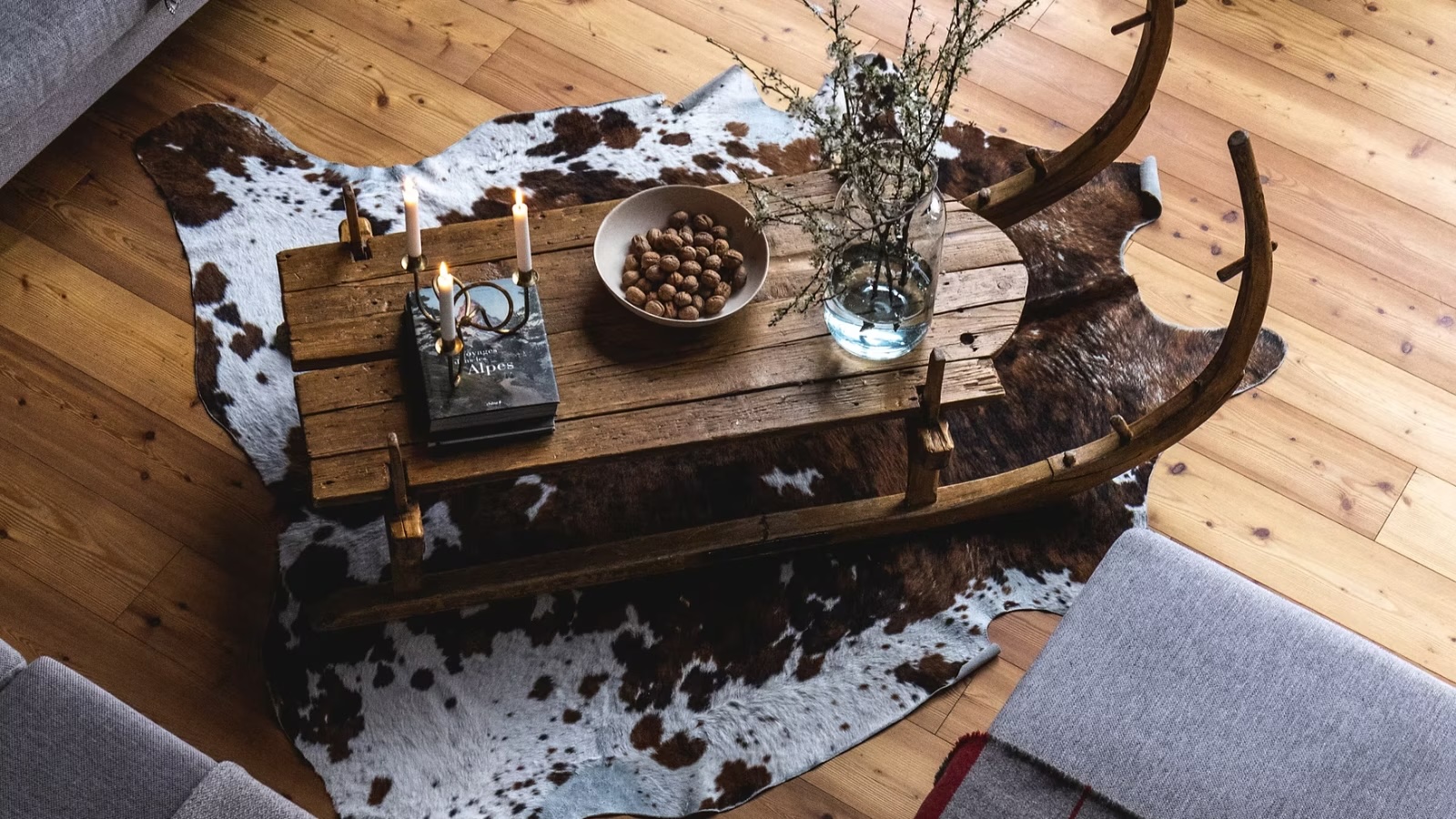 Luxury-Ski-Chalet-Chamonix-La-Ferme-Des-Frasserands-Oxford-Ski-sleigh.jpg