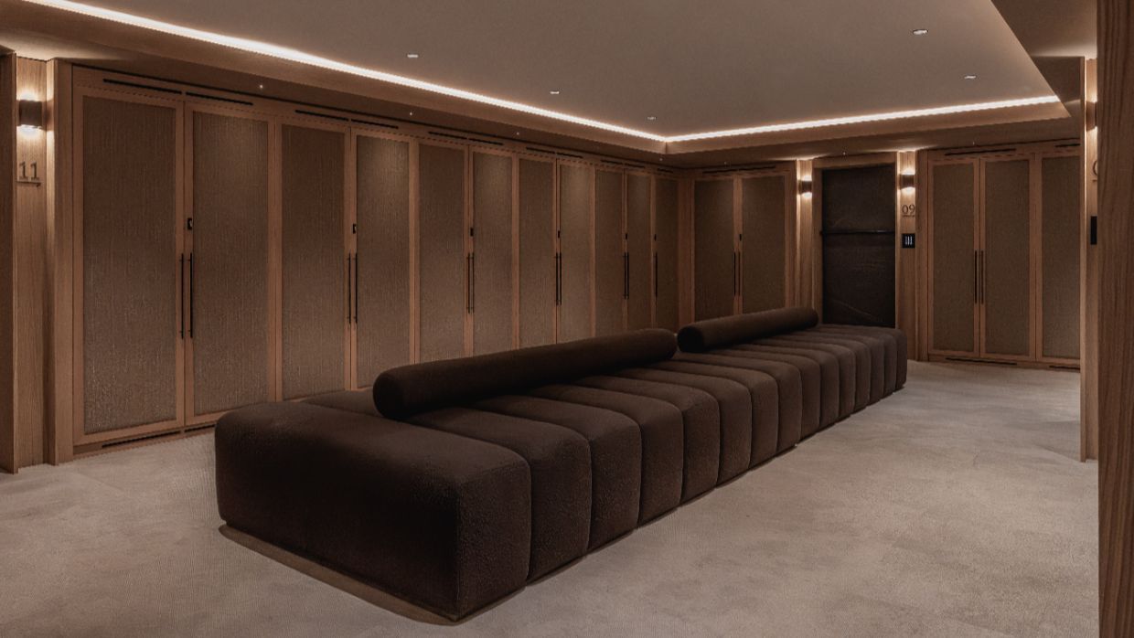 Luxury-Ski-Chalet-Le CINQ-OSC- Ski room.jpg