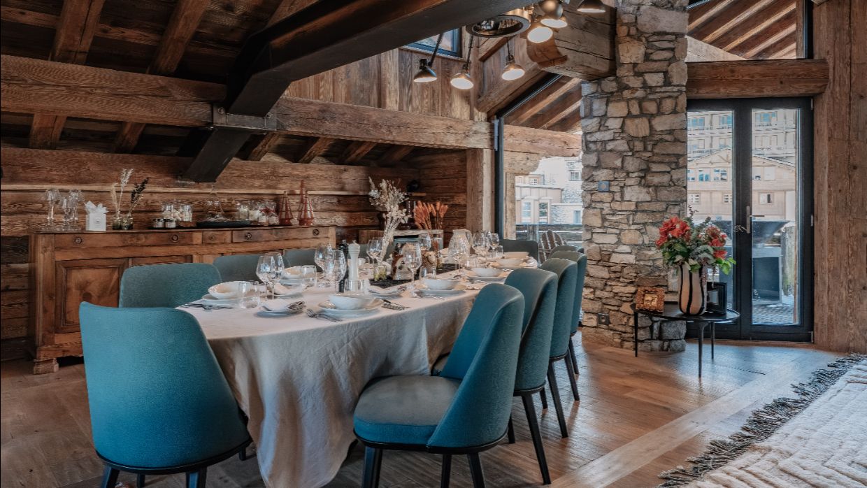 Luxury-Ski-Chalet-Vald'Isere-La Face-OSC-Dining (1).jpg