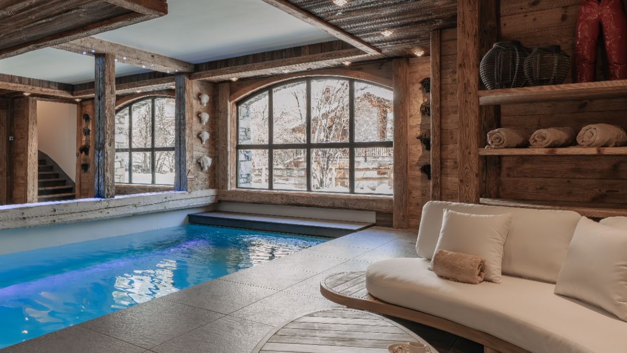 Luxury-Ski-Chalet-Vald'Isere-La Face-OSC-Pool (2).jpg