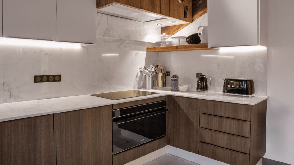 Luxury-Ski-Chalet-Val d'Isere-LeMarie-OSC-Kitchen.jpg