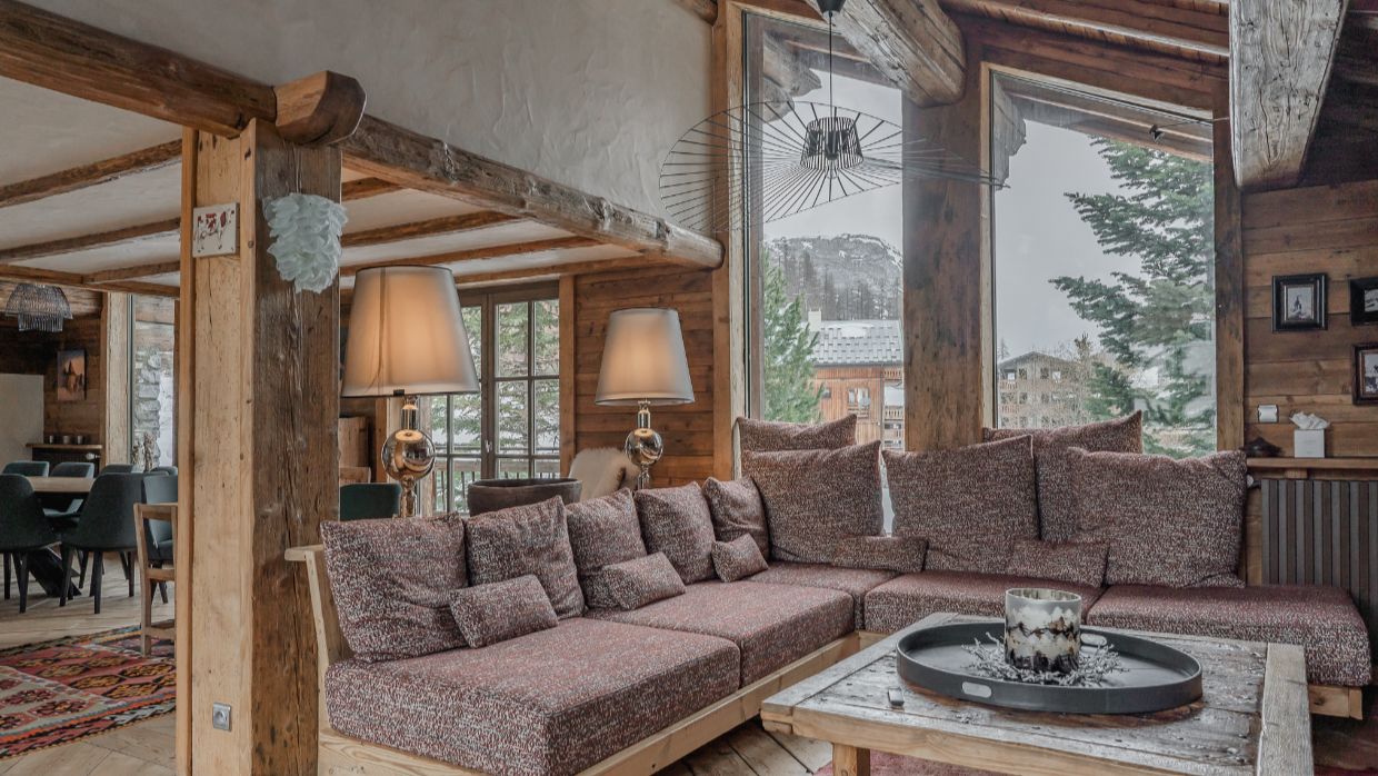 Luxury-Ski-Chalet-Val d'Isere-LeMarie-OSC-Lounge (2).jpg