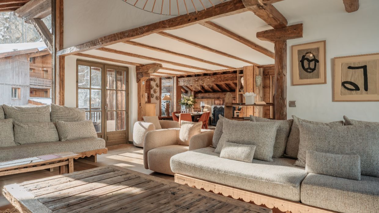 Luxury-Ski-Chalet-Val'dIsere-LeMathilda-OSC- Lounge (2).jpg