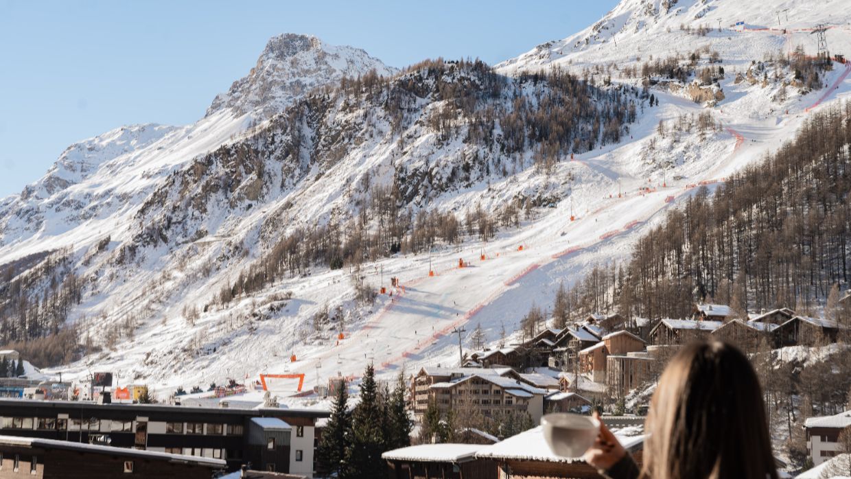 Luxury-Ski-Chalet-Val'dIsere-Le-Penthouse-Savoie-OSC-View.jpg