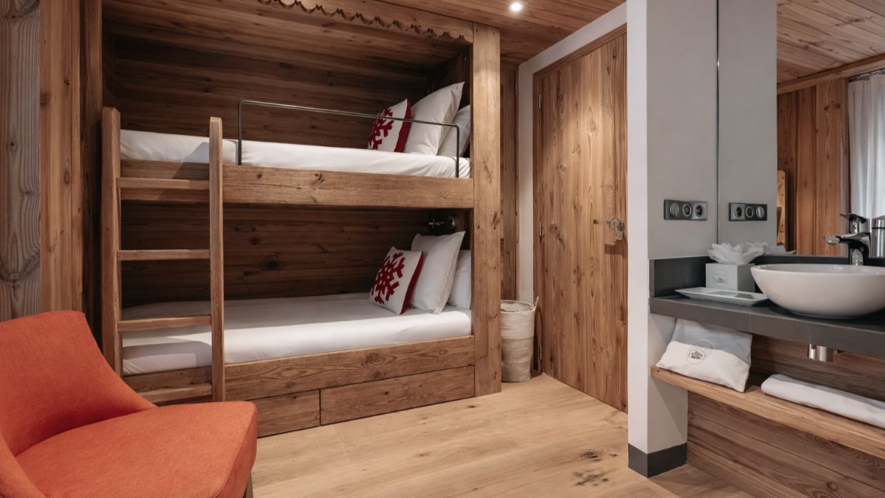 Luxury-Ski-Chalet-Val'dIsere-Le Papillion-OSC -Bunkroom (1).jpg