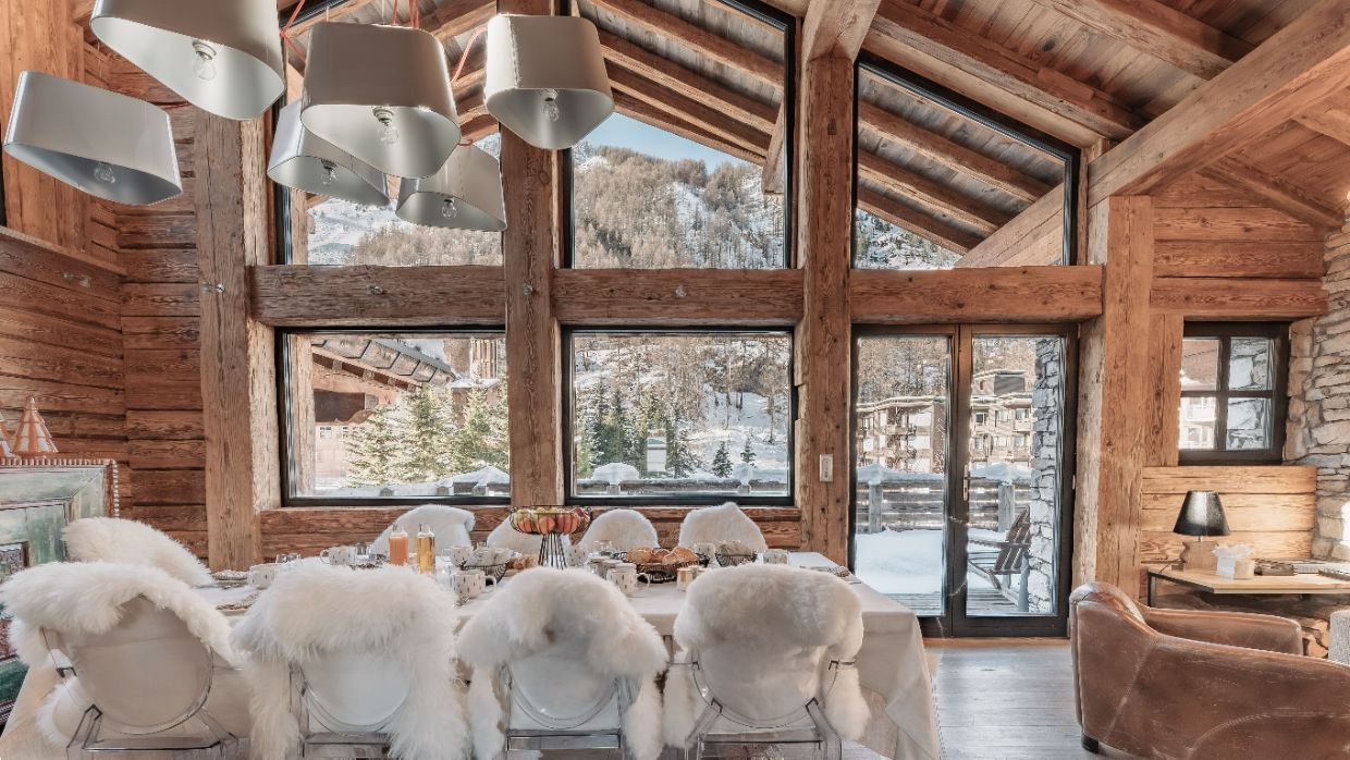 Luxury-Ski-Chalet-Val'dIsere-Le Papillion-OSC -Dining (2).jpg