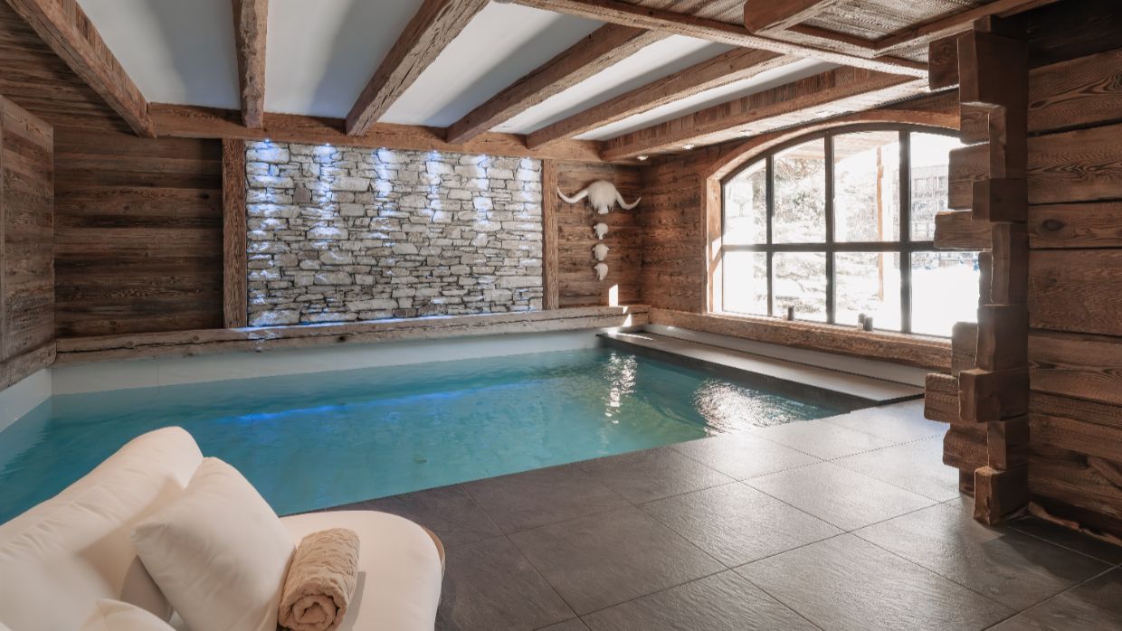 Luxury-Ski-Chalet-Val'dIsere-Le Papillion-OSC -Pool (1).jpg