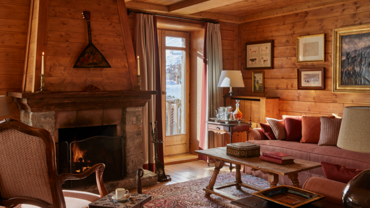 Luxury-Ski-Chalet-Val 'dIsere-Chalet-Schuss-OSC-Lounge.png