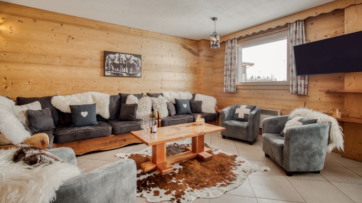 Luxury-Ski-Chalet-Tigne-Chalet Armoise-OSC-Lounge (2).jpg