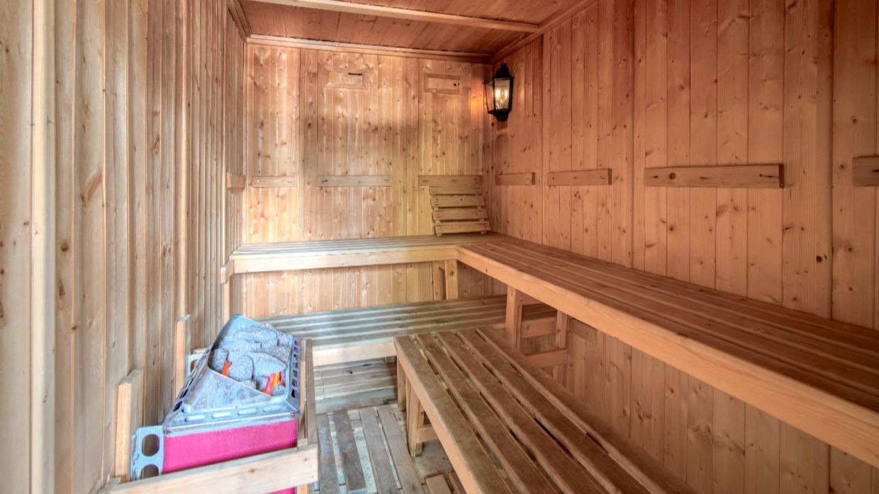 Luxury-Ski-Chalet-Vald'Isere-Chalet Bivouac-OSC-Sauna.jpg