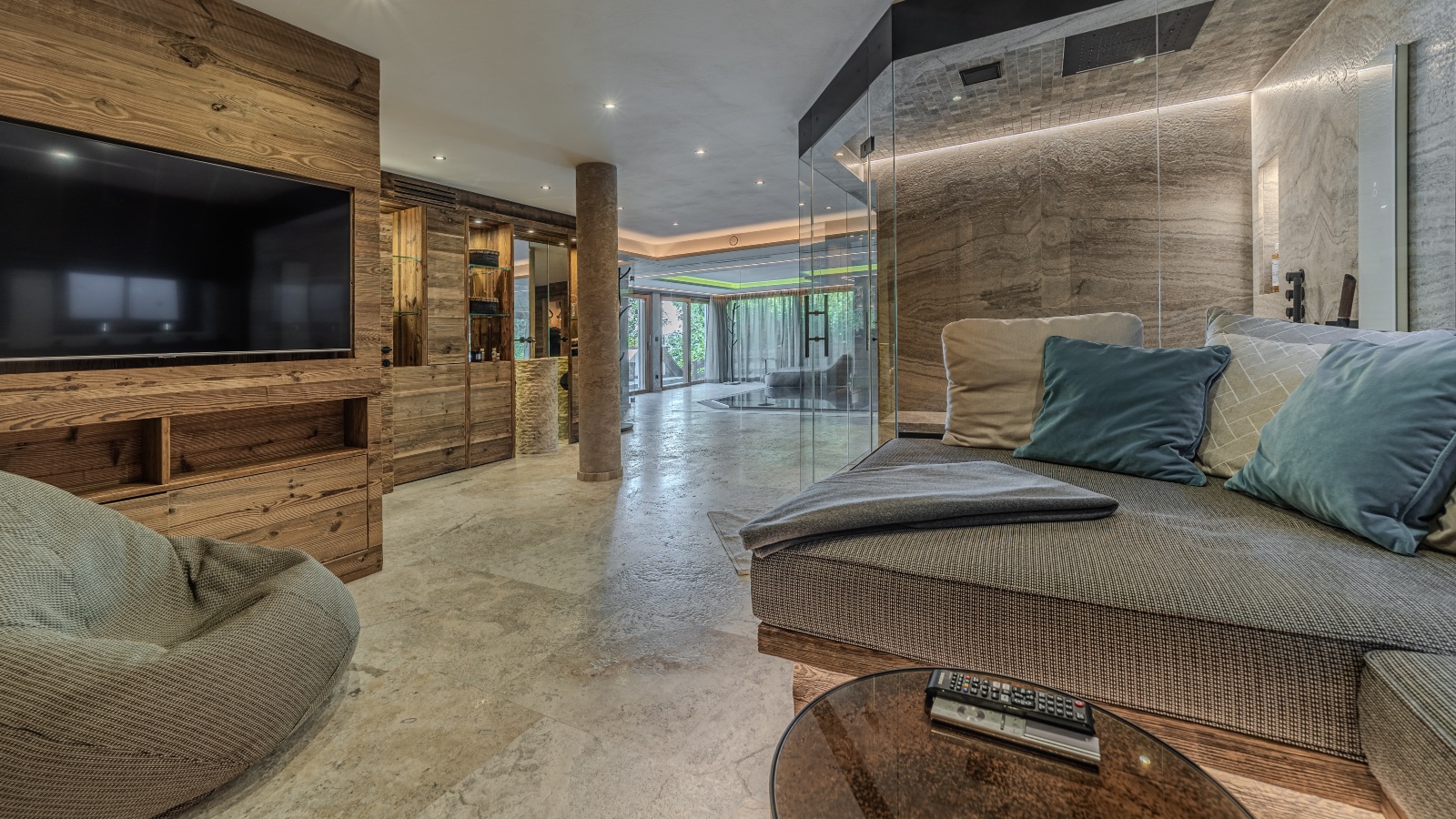 Luxury-Ski-Chalet-Kitzbuhel-Chalet-Summit-Oxford-Ski-Spa3.jpg
