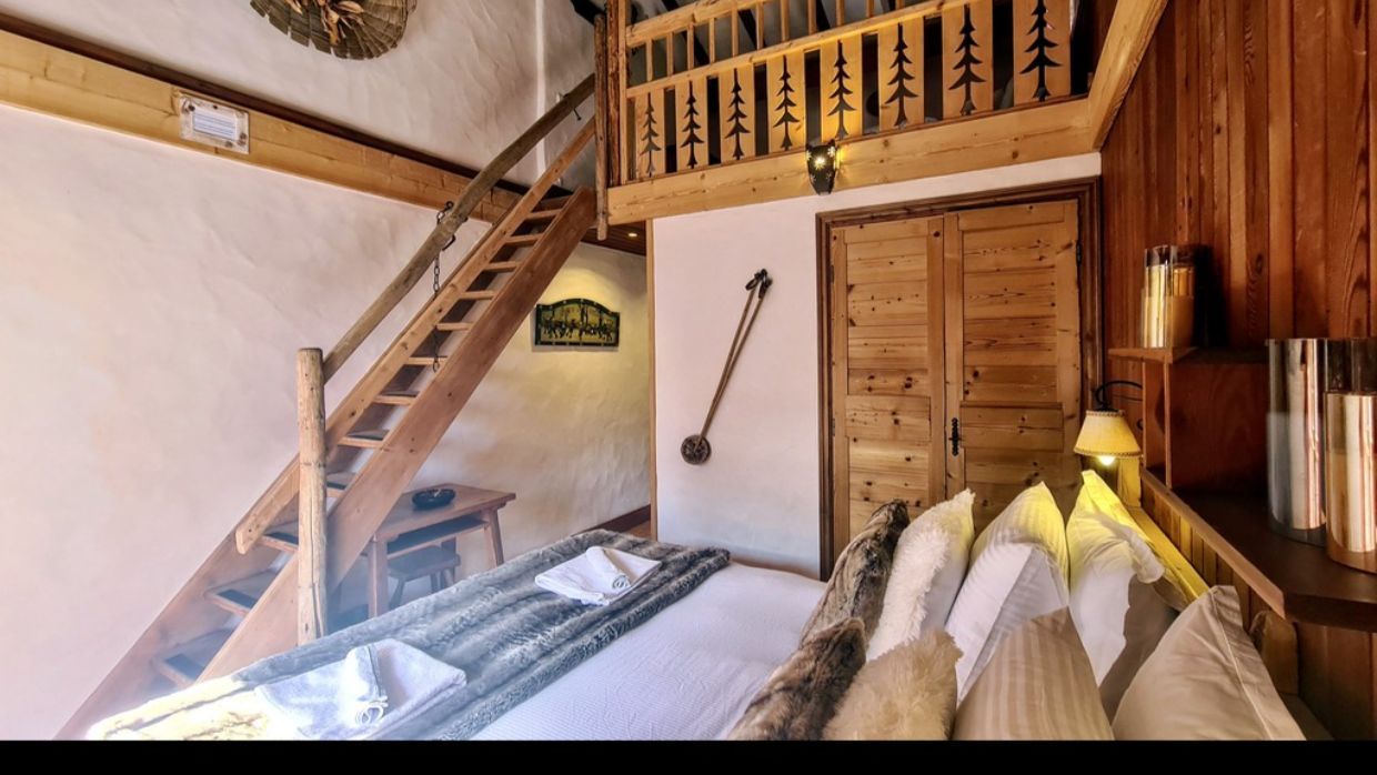 Luxury-Ski-Chalet-Vald'Isere-Chalet Bivouac-OSC-Bedroom ..jpeg