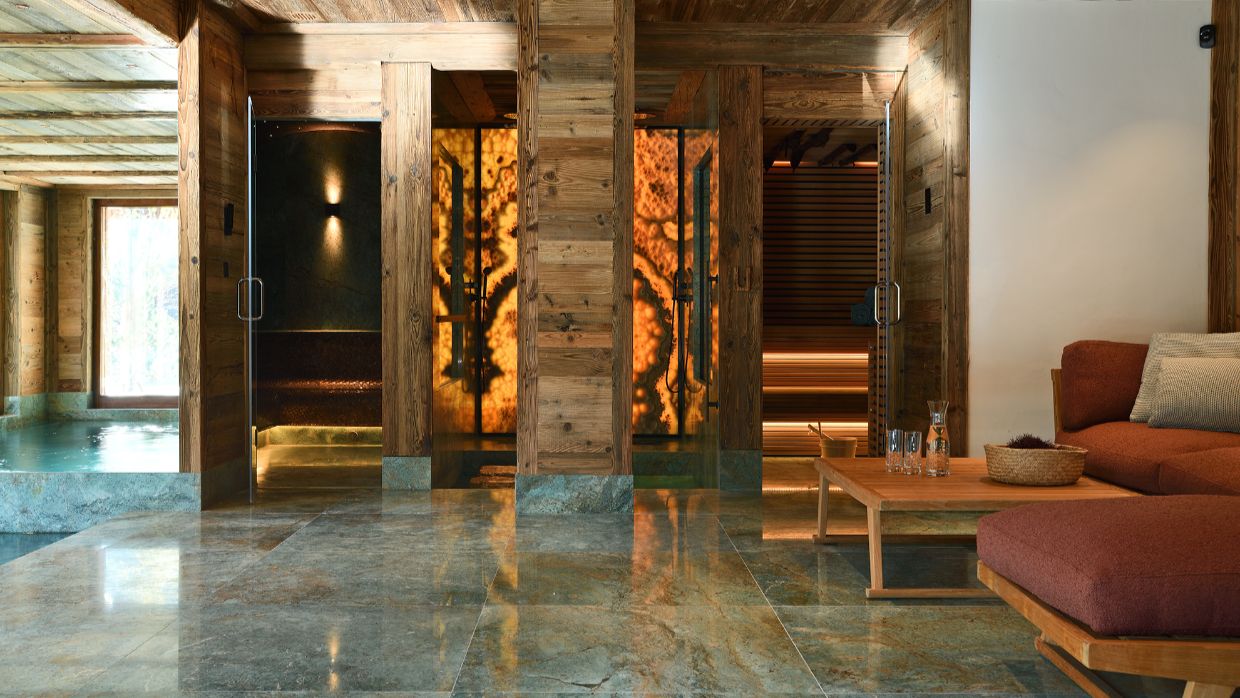Luxury-Ski-Chalet-Meribel-Chalet Cristal-OSC -Spa.jpg