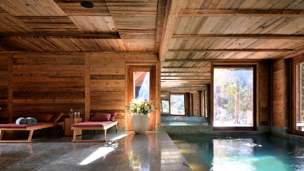 Luxury-Ski-Chalet-Meribel-Chalet Cristal-OSC Pool (1).jpg (1)