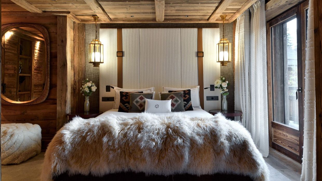 Luxury-Ski-Chalet-Meribel-Chalet Cristal-OSC -Bedroom Top.jpg