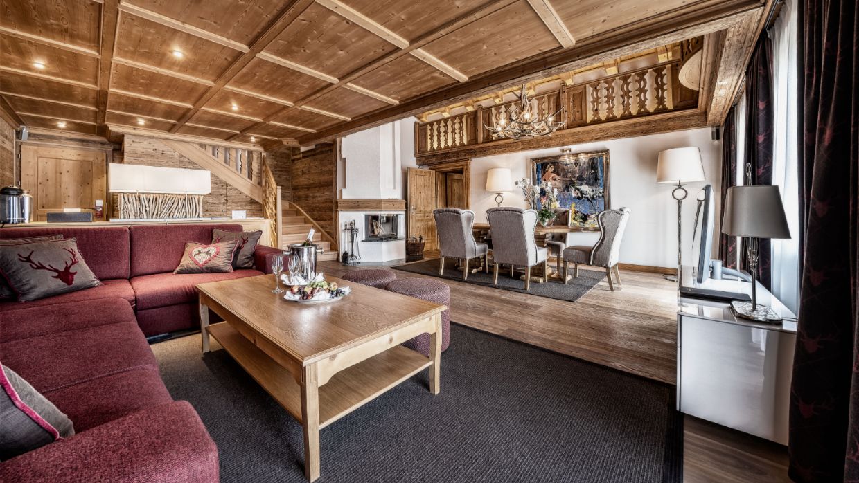 Luxury-Ski-Hotel-Oberlech-Burg Vital-OSC-Landhaus-Suite -Deluxe.JPG
