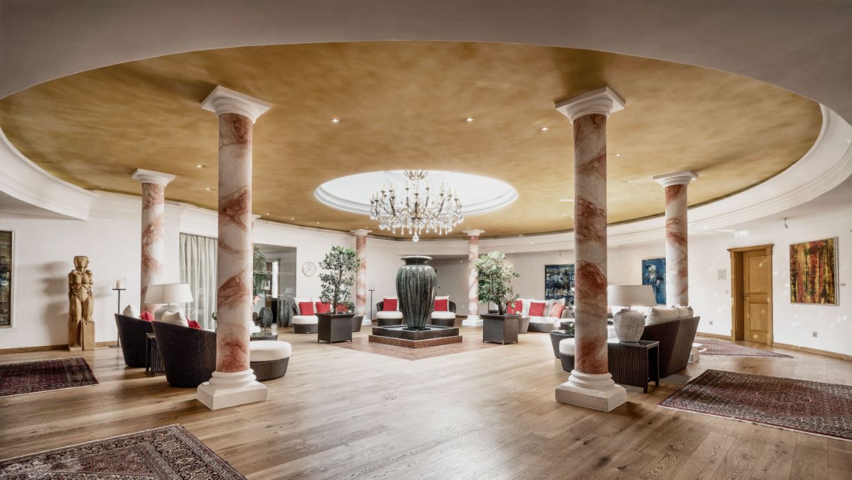 Luxury-Ski-Hotel-Oberlech-Burg Vital-OSC-Spa (2).JPG