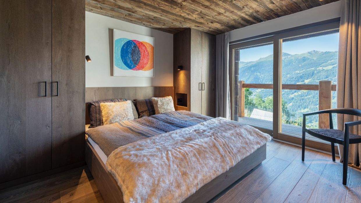 Luxury-Ski-Chalet-Verbier-Apartment Stefano-OSC-Bedroom (1).jpeg
