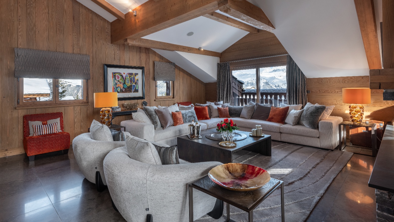 Luxury-Ski-Chalet-Courchevel-1850-Chalet-Le-Blanchot-Oxford-Ski-Lounge.jpg