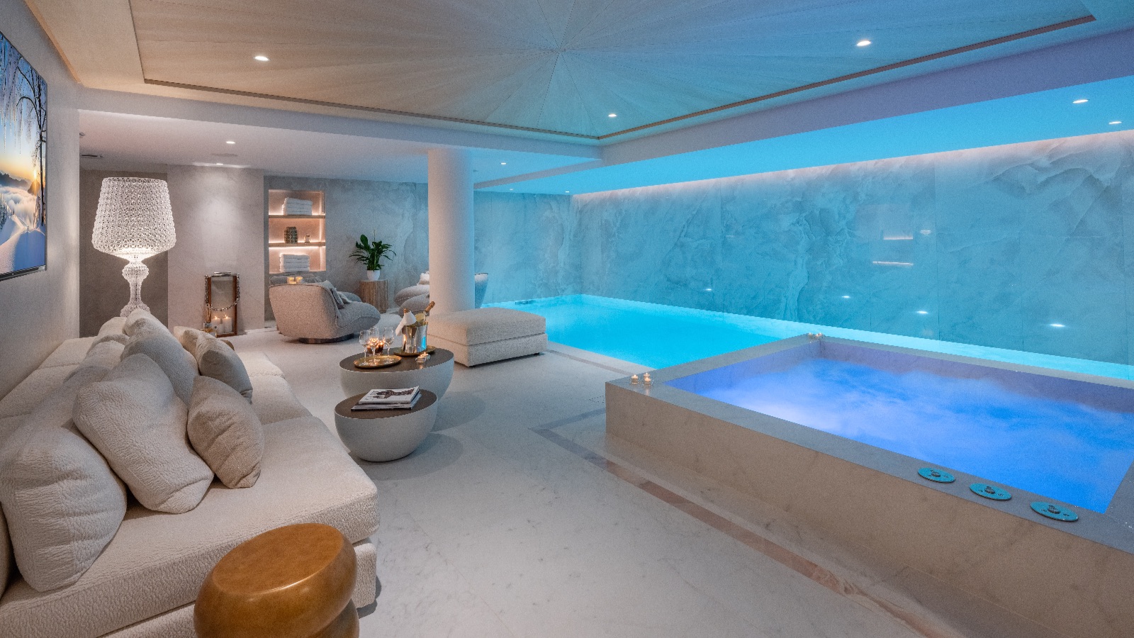 Luxury-Ski-Chalet-Courchevel-1850-Chalet-Le-Blanchot-Oxford-Ski-Pool.jpg
