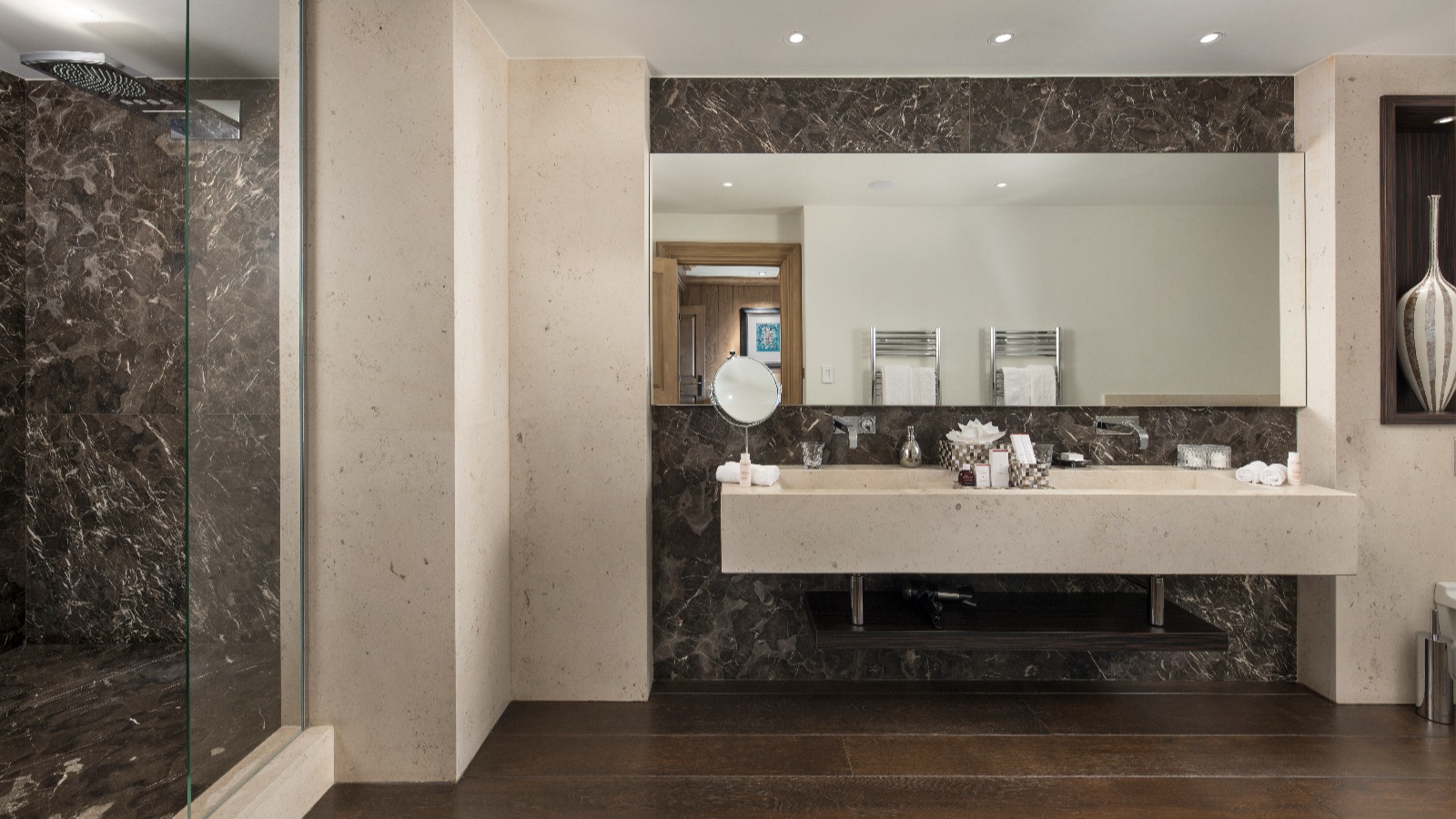 Luxury-Ski-Chalet-Courchevel-1850-Chalet-Le-Blanchot-Oxford-Ski-Bathroom.jpg