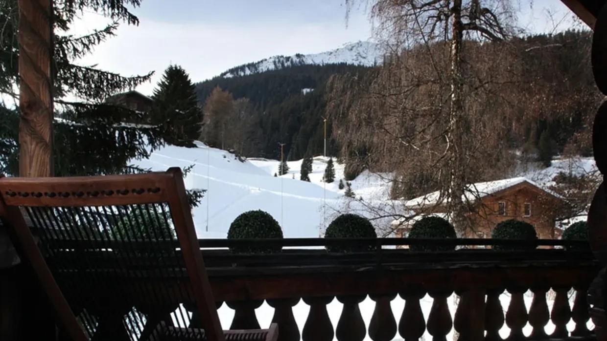 Luxury-Ski-Chalet-Klosters-Chalet Bear-OSC -Balcony.jpg