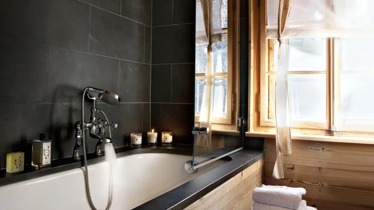 Luxury-Ski-Chalet-Klosters-Chalet Bear-OSC -Bathroom1.jpg