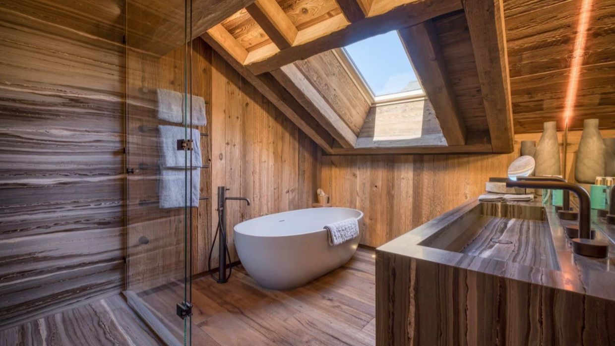 Luxury-Ski-Chalet-Meribel-Chalet Himalaya-OSC- Bathroom (4).jpg