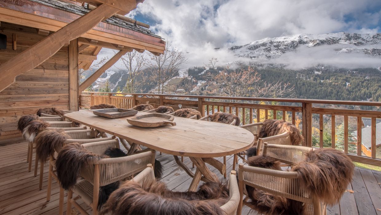Luxury-Ski-Chalet-Meribel-Chalet Himalaya-OSC- Dining.jpg