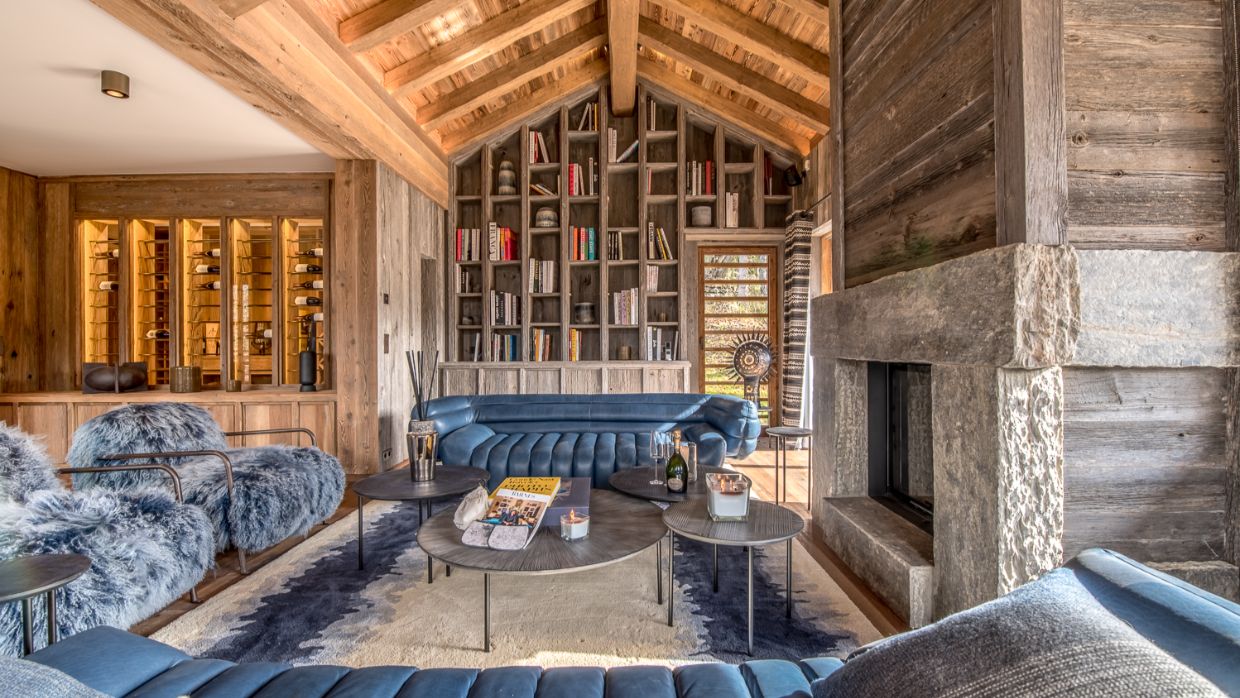 Luxury-Ski-Chalet-Meribel-Chalet Himalaya-OSC- Lounge (4).jpg
